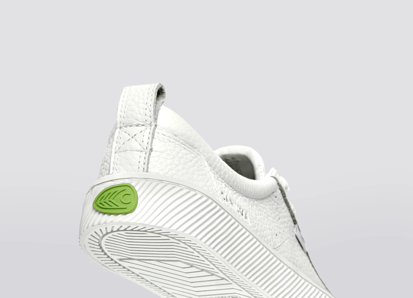 OCA Low White Premium Leather Sneaker