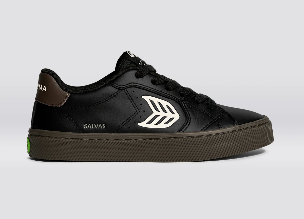SALVAS Teak Black Leather Ivory Logo Sneaker